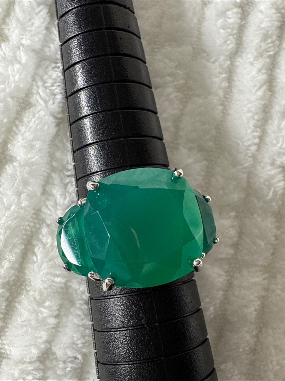Ring Size 8. Verde Onyx. 3 stone. In platinum over 925